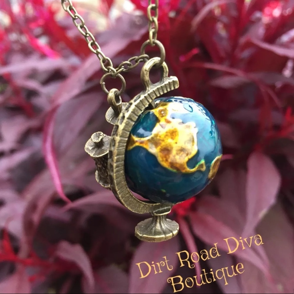 See the World Wanderlust Travel Globe Necklace